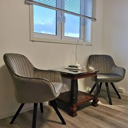 Apartment Koselig Leilighet Med Hage Og Terrasse Med Utsikt. Royken